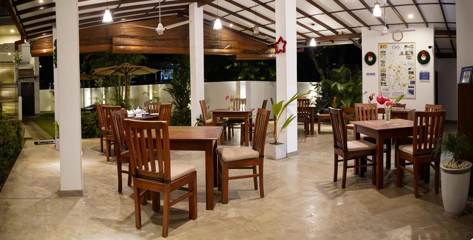 Weleges Place Hikkaduwa Buitenkant foto